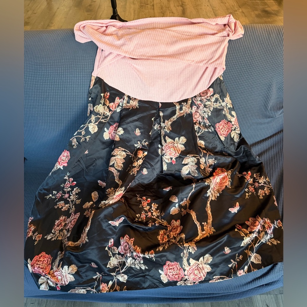 SHEIN Plus Cross Wrap Off Shoulder Boxy Pleated Floral combo